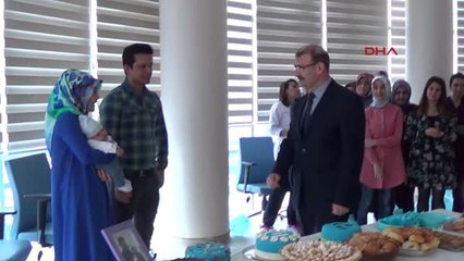 Sivas 710 Gram Olarak Doğan 'Ömer Halis' Bebek Hayata Tutundu