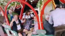 Die Wiesn: Arbeiten, wo andere feiern | Journal Reporter