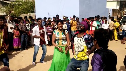 இப்படியொரு குத்தாட்டத்தை நீங்கள் பார்த்ததுண்டா? இதைப் பாருங்கள்!