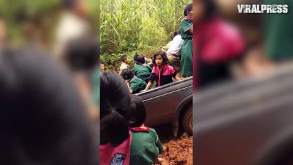 Kind Pupils Push Teacher's Truck