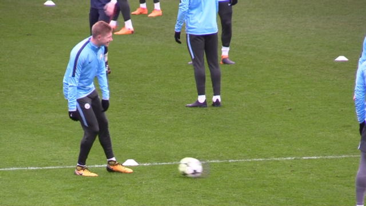 Kevin De Bruyne vs Mohammed Salah?  'It's not my business' - Guardiola