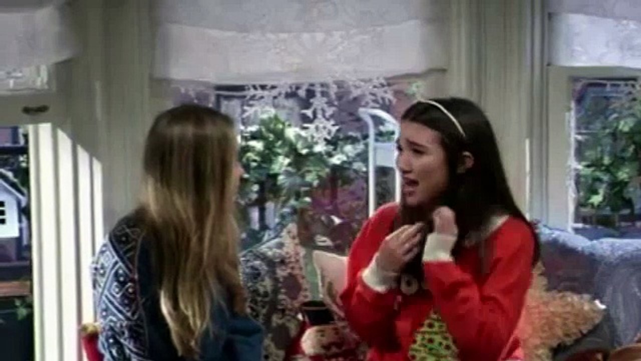 Girl Meets World A - Christmas Maya