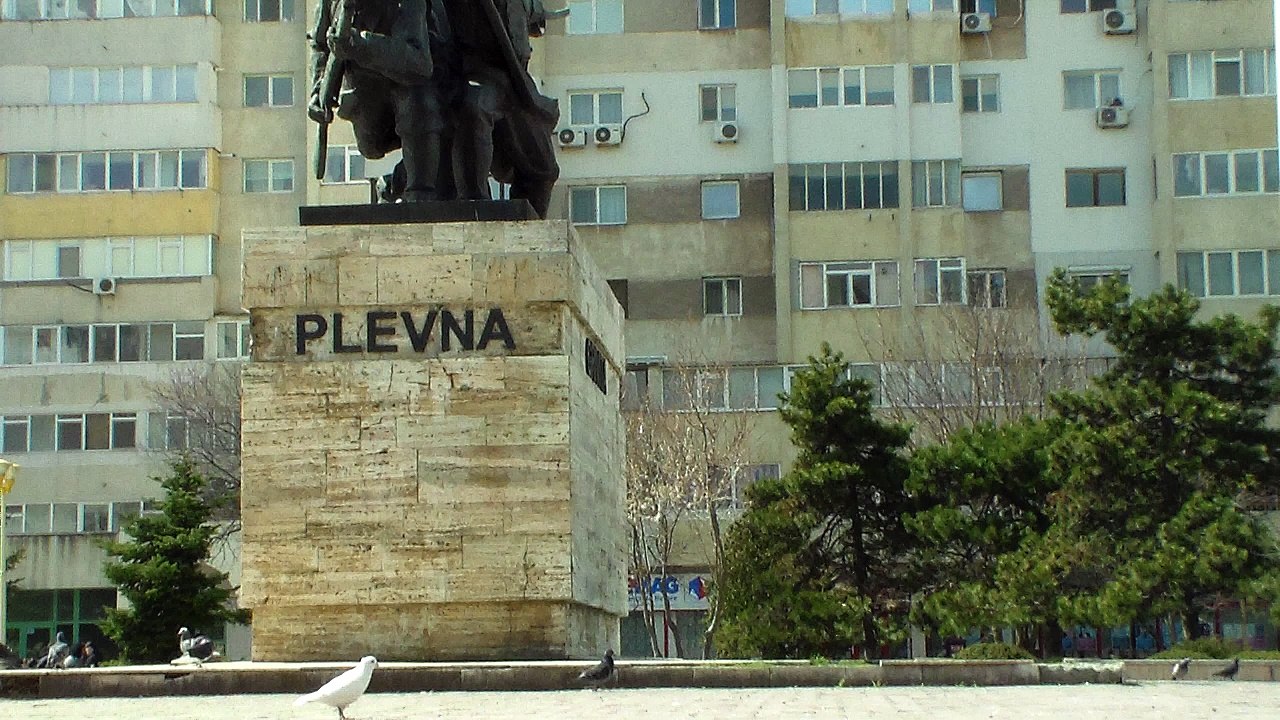 Heroes monument