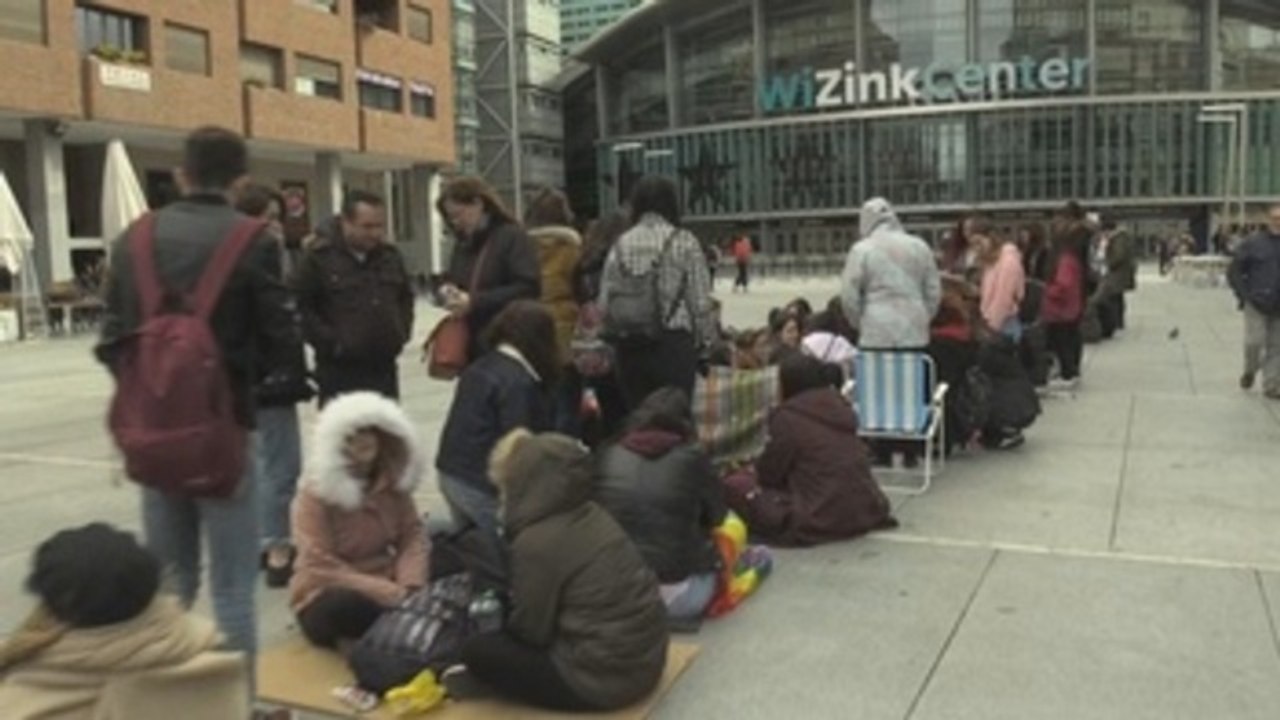 Fans de Harry Styles hacen hasta 3 semanas de fila para entrar a su concierto en Madrid