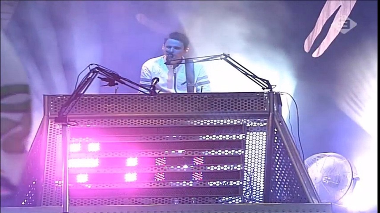 Muse - New Born, Pinkpop Festival, 05/31/2004