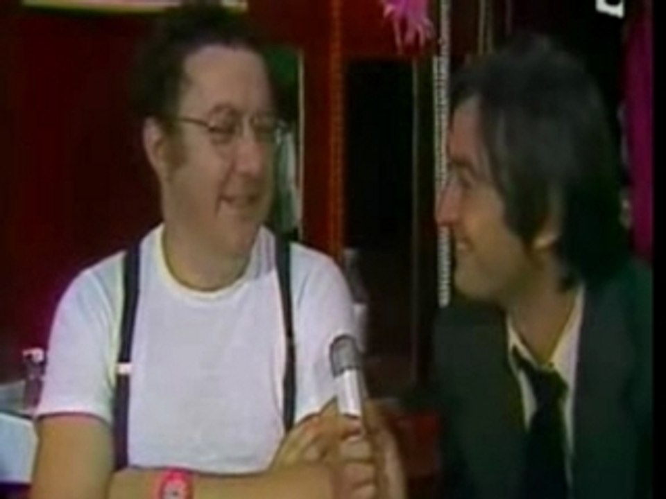 Coluche raciste