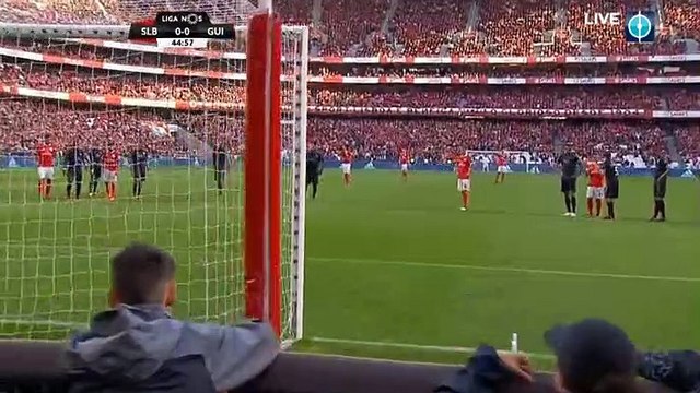 Jonas(Penalty) Goal HD - Benfica	1-0	Guimaraes 31.03.2018