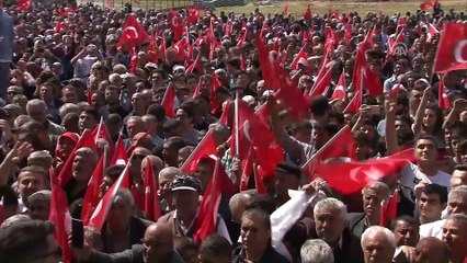 Başbakan Yıldırım: 'Türkiye'ye ihanet edenler kaçacak delik arıyorlar' - İZMİR