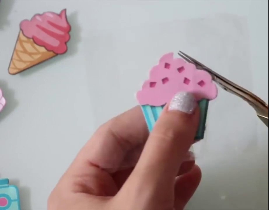DIY School Supplies! 6 Weird Back to School Hacks!