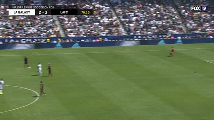 Zlatan Ibrahimovic signe ses débuts en MLS d'une magnifique reprise de volée