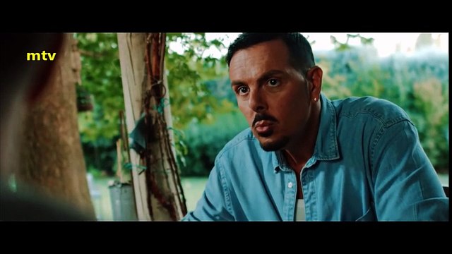 TONIS SFINOS-BACHELOR video clip