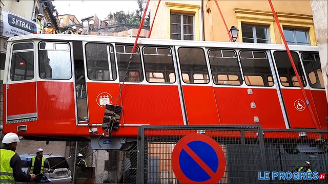Lyon : le funiculaire de Fourvière revient par les airs