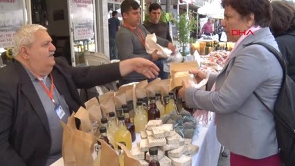 İzmir-Seferihisar'da Yüzbinlerce Tohumun Takas Edildi