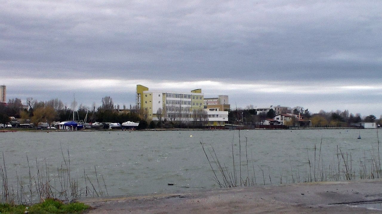 Siutghiol Lake