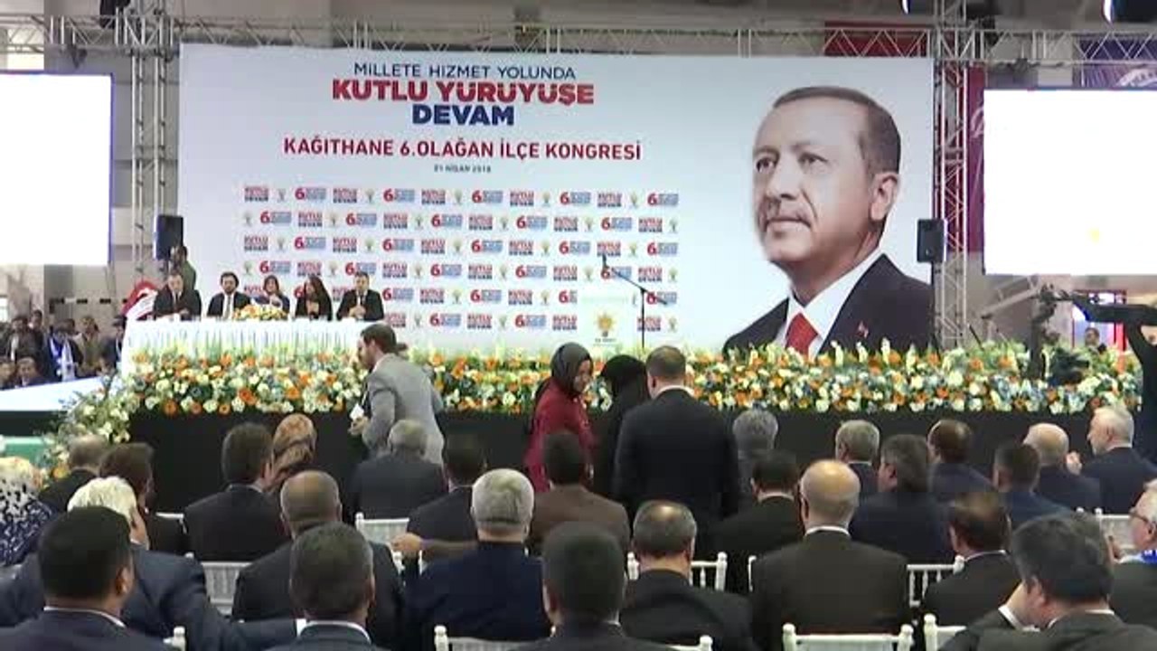 AK Parti Kağıthane 6. Olağan Kongresi - Bakan Albayrak (1)