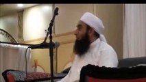 A female singer who once came to Holy Prophet-Maulana Tariq Jameel