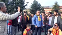 Kayserispor, Fenerbahçe maçı hazırlıklarını tamamladı - Özhaseki'nin ziyareti - KAYSERİ
