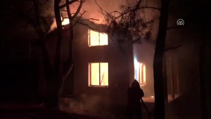 Ayvalık'ta Bina Yangını - Balıkesir