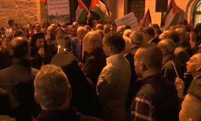 Warga Palestina Protes atas Kekerasan yang Dilakukan Israel