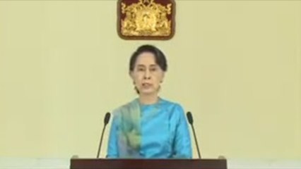 Suu Kyi defiende la acción de su Gobierno pese a la persecución a los rohinyá