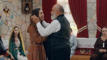 Yeni Gelin 43. Bölüm Hepinizden Nefret Ediyorum