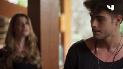 ابتسمامة رومانسية تظهر على وجه "ديانا" لحظة اعتراف "ليون" بحبه لها !