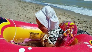 Отдых на пляже. Черное море в июне. Санжейка. Rest on the beach. Black sea. June. Odessa region