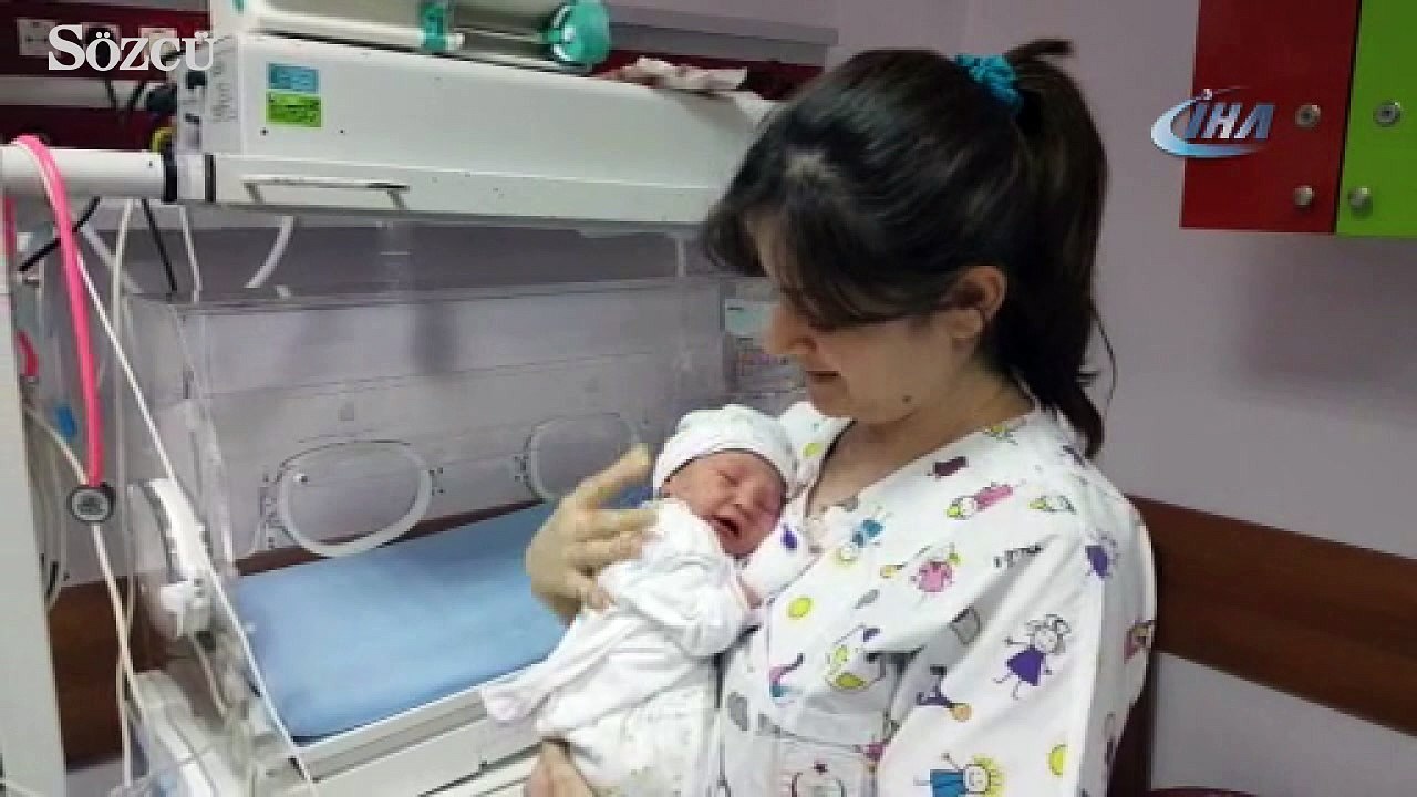 Antalya’da ağaç altına bırakılmış bebek bulundu