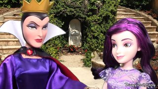 DESCENDANTS Evil Mal Lies - Part 9 - Mal is the Queen Descendants Disney