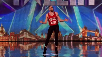 Everyone was shocked when they saw what is he doing!