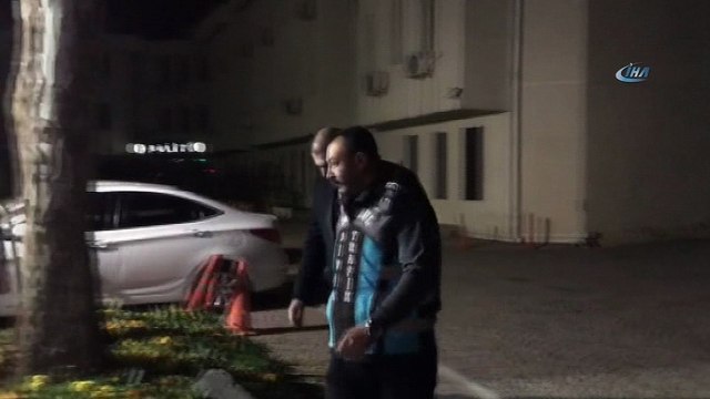 Lüks araçlarla drift yaparak trafiği birbirine katan magandalar yakalandı