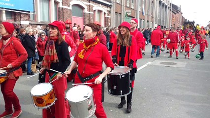 Jemappes : De l'ambiance à la cavalcade. Vidéo 4/5 Eric Ghislain