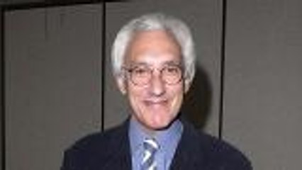Steven Bochco, 'L.A. Law,' 'Hill Street Blues' and 'NYPD Blue' Creator, Dies at 74 | THR News