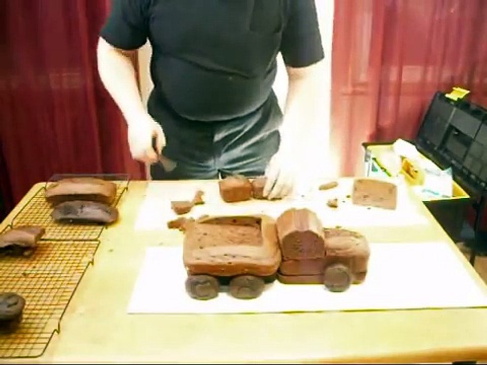 Garrys Truck Cake How To