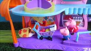 Peppa Pig George aprende a hacer pipi solo | Capítulo de Pigstorias juguetes Hámsters in a house