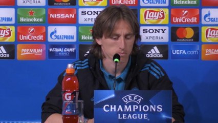 Quarts - Modric : "Nous sommes très contents de Benzema"