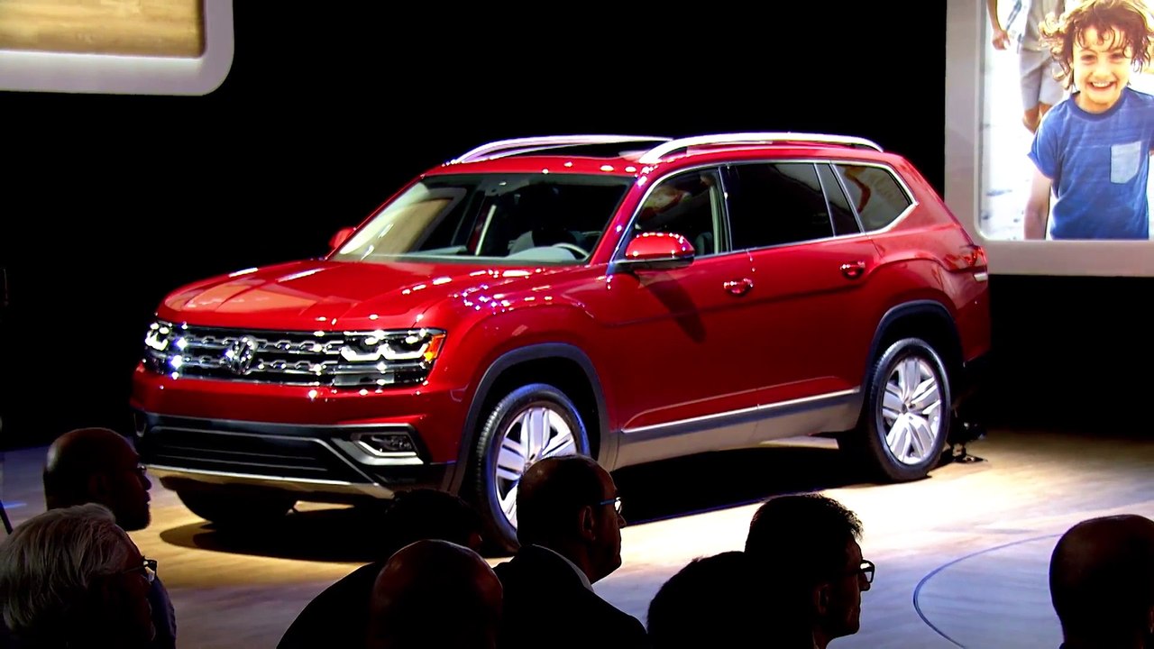 Volkswagen Atlas Tanoak Pickup Concept makes World debut at 2018 New York Auto Show Press Conference