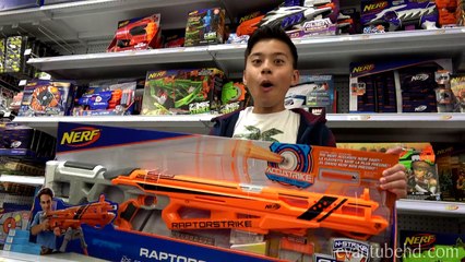 I DON'T WANNA GROW UP - Toys "R" Us Jingle - Family Music Video w/Bloopers