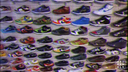 Noah Schnapp Goes Sneaker Shopping With Complex