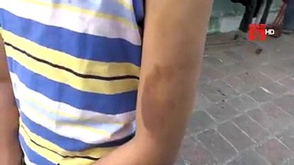 Bố đẻ nghe lời mẹ kế bạo hành với con trai út, cấm tiếp xúc với họ hàng