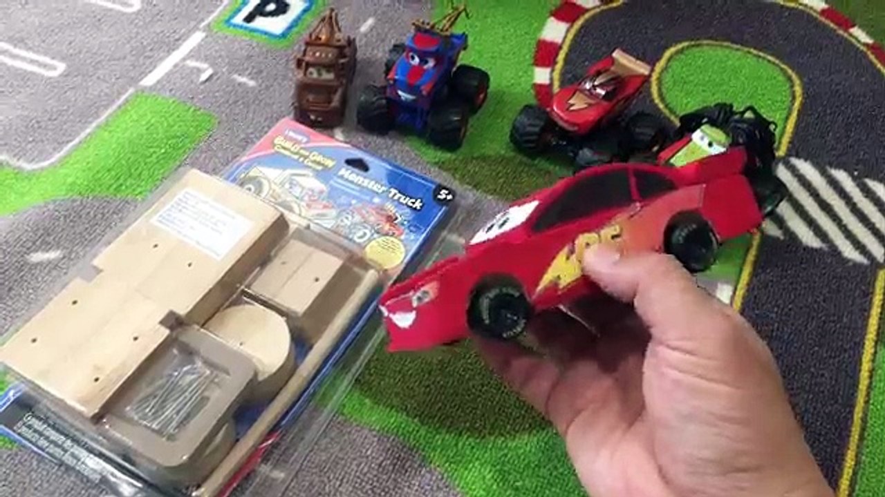 Disney Cars 3 Toys - HOW TO Make MATER TORMENTOR - 디즈니 카 Build & Grow Monster Truck Toys for Kids