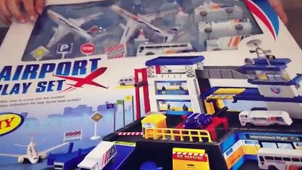 Oyuncak motor ve oyuncak uçak, havaalanı seti açtık, oynadık