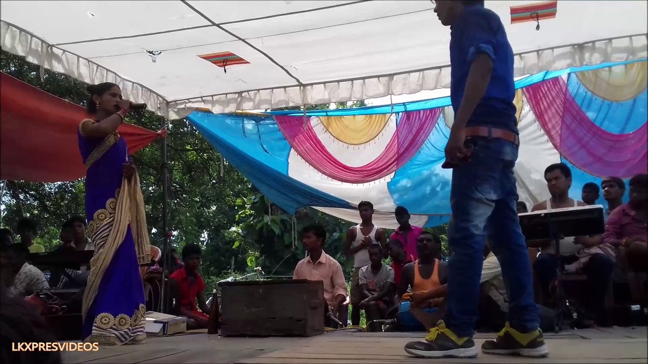 AMAZING SINGING PERFORMANCE BY SINGERS OF MANGALPUR DRAMA PARTY AS KAHA AA GAYE HUM   NICE ONE MUST WATCH (2)