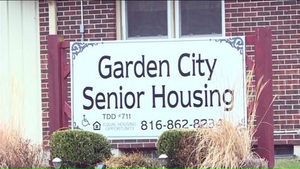 Télécharger la video: Residents Forced Out of Homes on Easter After Ceiling Collapse at Senior Housing Facility