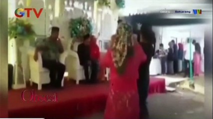 Viral, Pria Ini Bernyanyi di Pernikahan Mantan