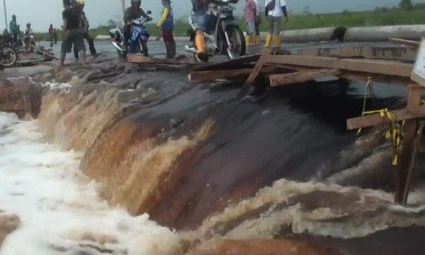 Banjir di Ogan Komering Ilir, 4 Kecamatan Terisolasi