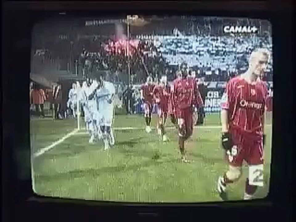 SPORTS : Jeunes de Martigues a l'OM Trophée Attitude - 25 01 2006