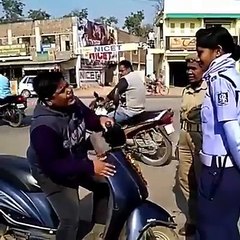 Police wali madam ko bola please chalan mat karo ni toh daddy marrega