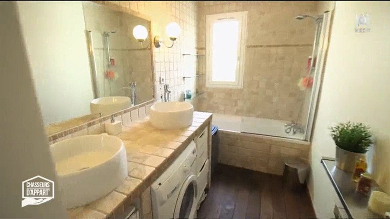 Stéphane Plaza devient totalement hystérique dans "Chasseurs d'appart" - Regardez