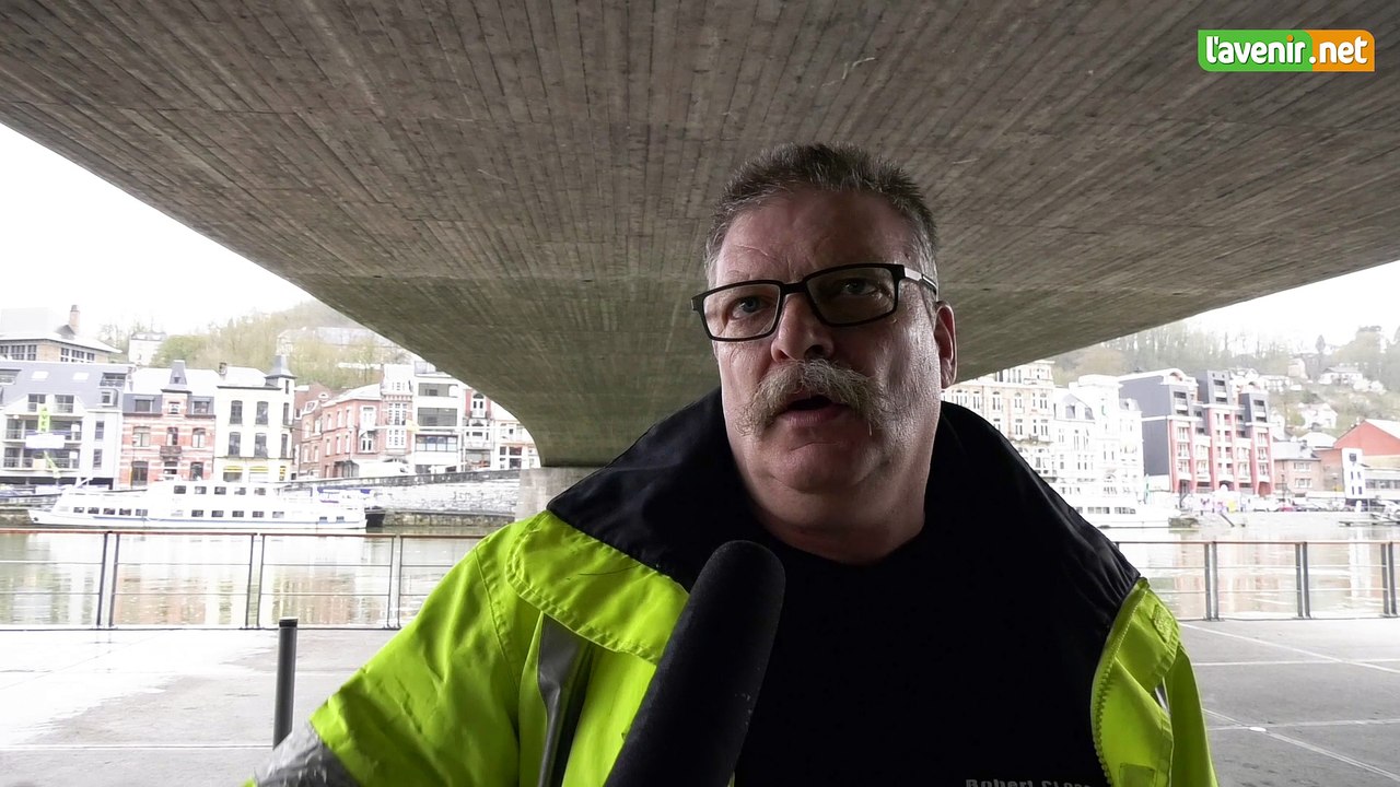 L'Avenir - Dinant : un pont trop bas ?